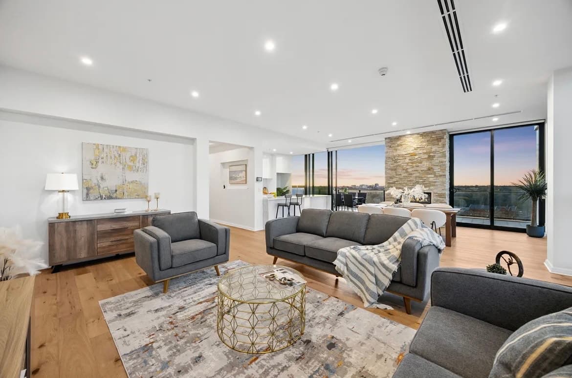 Apartment - City View Elegance